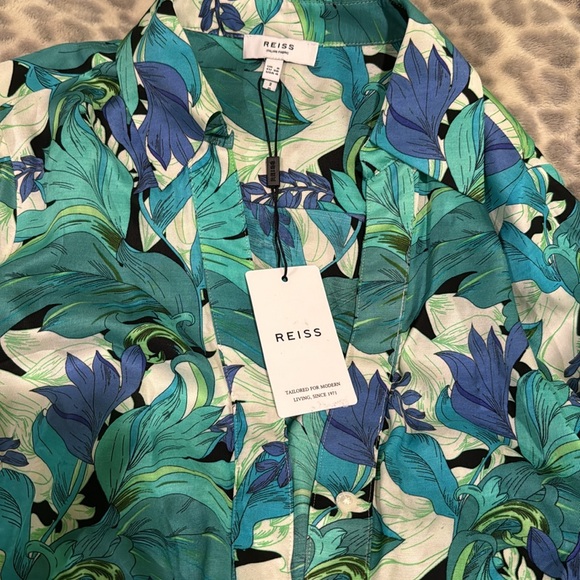 Reiss NWT Green and Blue Leaf Print Button Down Shirt - Picture 2 of 6